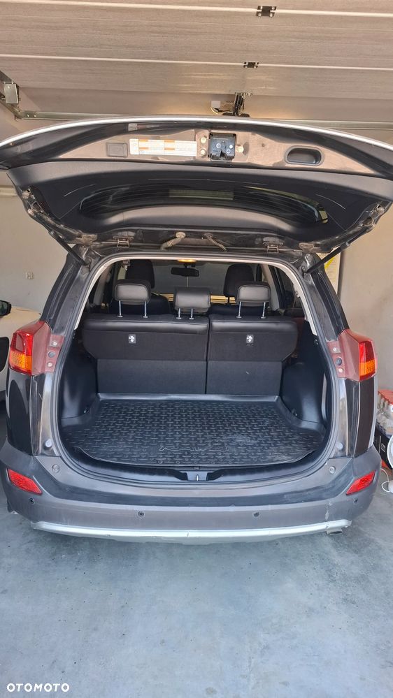 Toyota RAV4 - 15