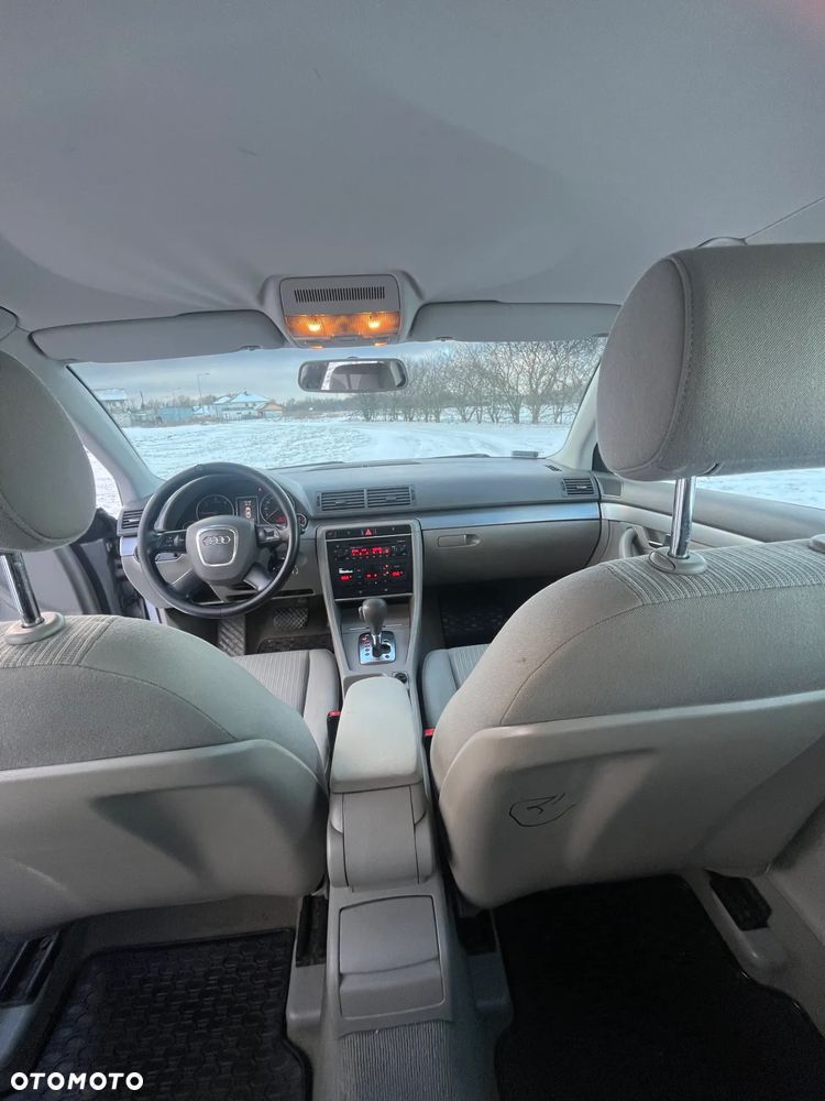 Audi A4 Avant 2.0 TDI multitronic - 12