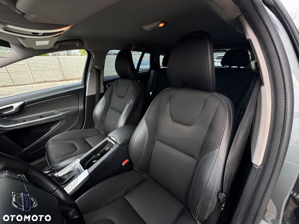 Volvo V60 D3 Drive-E Summum - 10