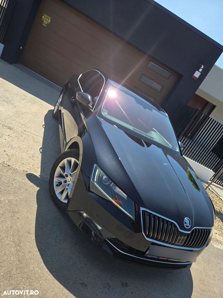 Skoda Superb 2.0 TDI DSG 4X4 Ambition - 2