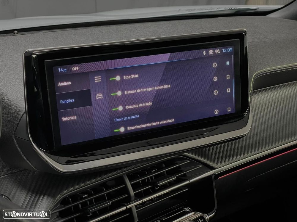 Peugeot 2008 1.2 PureTech GT Line EAT8 - 20