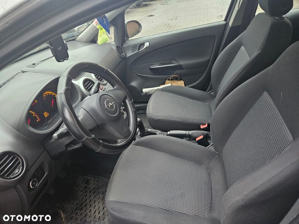 Opel Corsa 1.3 CDTI Enjoy - 4