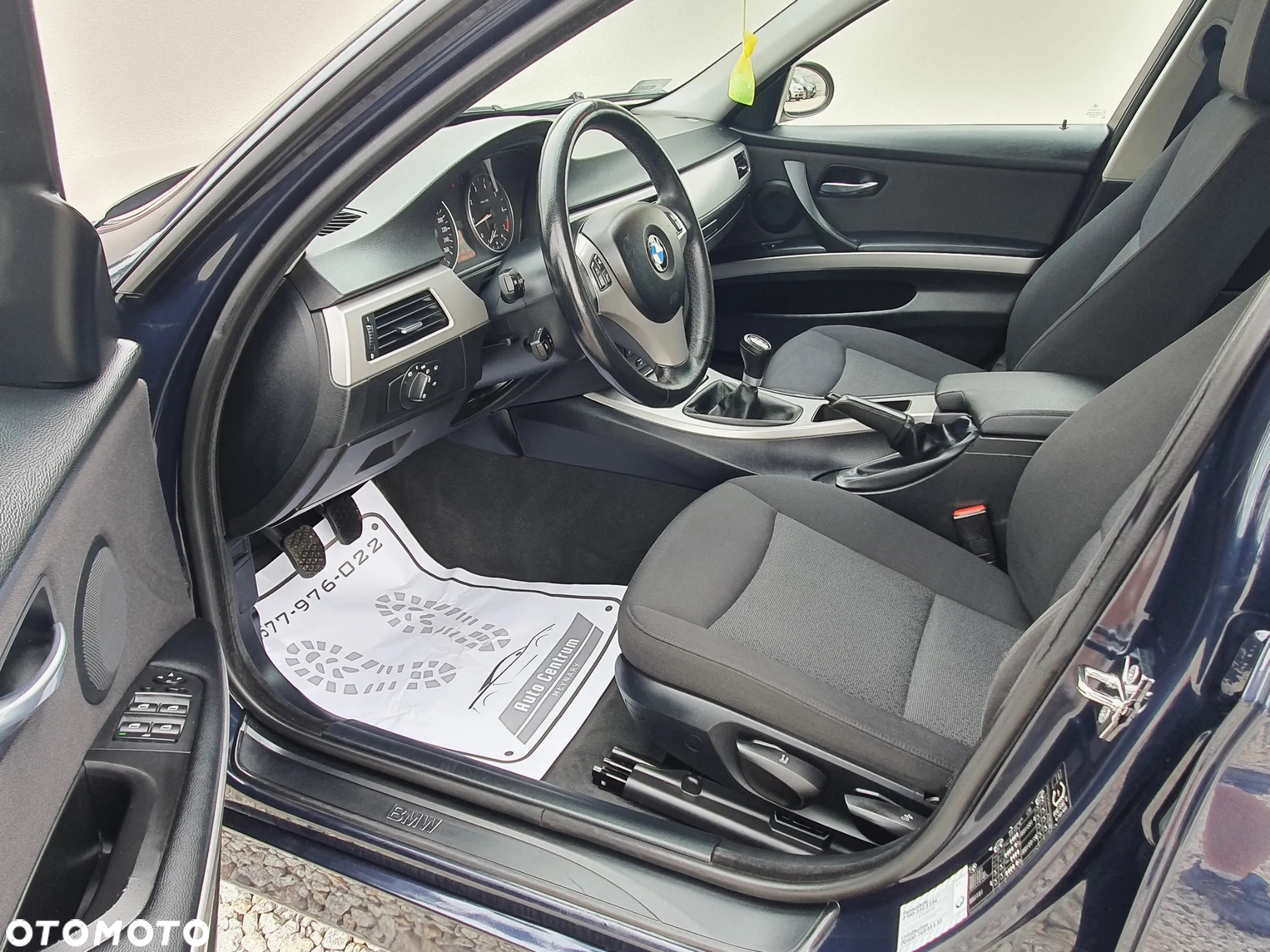 BMW Seria 3 320i - 7