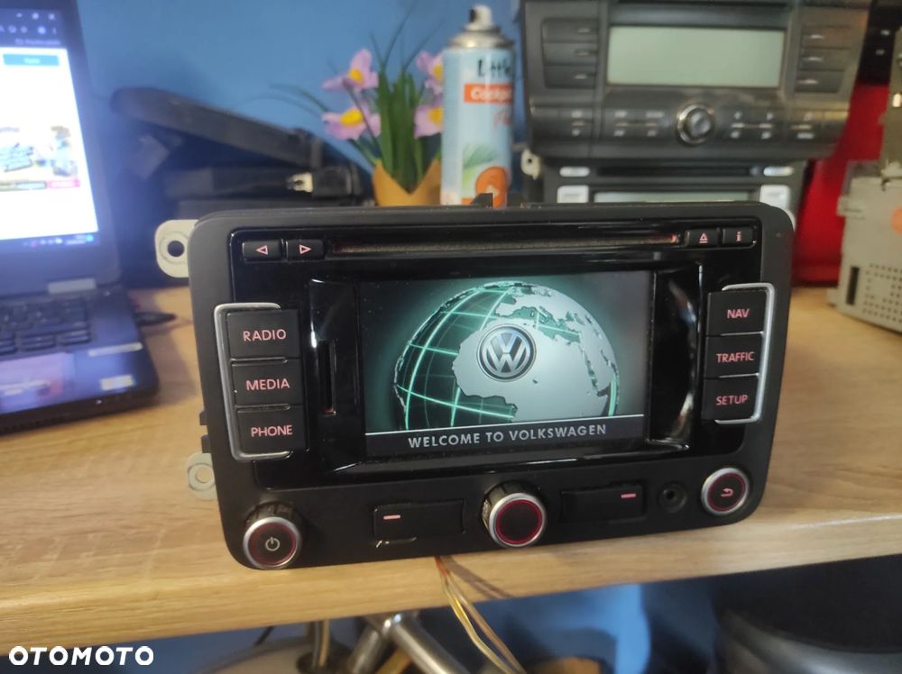 RADIO ODTWARZACZ NAWIGACJA VW RNS 310 2 DIN 3C0035270 VW PASSAT B6 B7 CC SIROCCOGOLF 5 6 POLO 5 JETTA TIGUAN TOURAN CADDY EOS TRANSPORTER T5 ROZKODOWANE WYSYŁKA !!!!! - 2