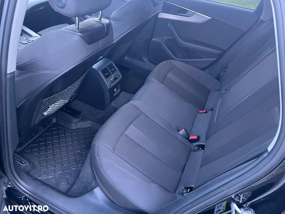 Audi A4 35 TFSI S tronic - 16