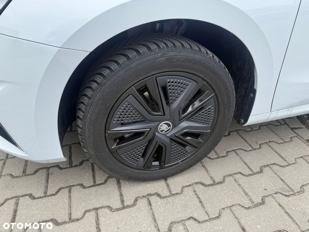 Skoda Fabia 1.0 TSI Edition 130 DSG - 7