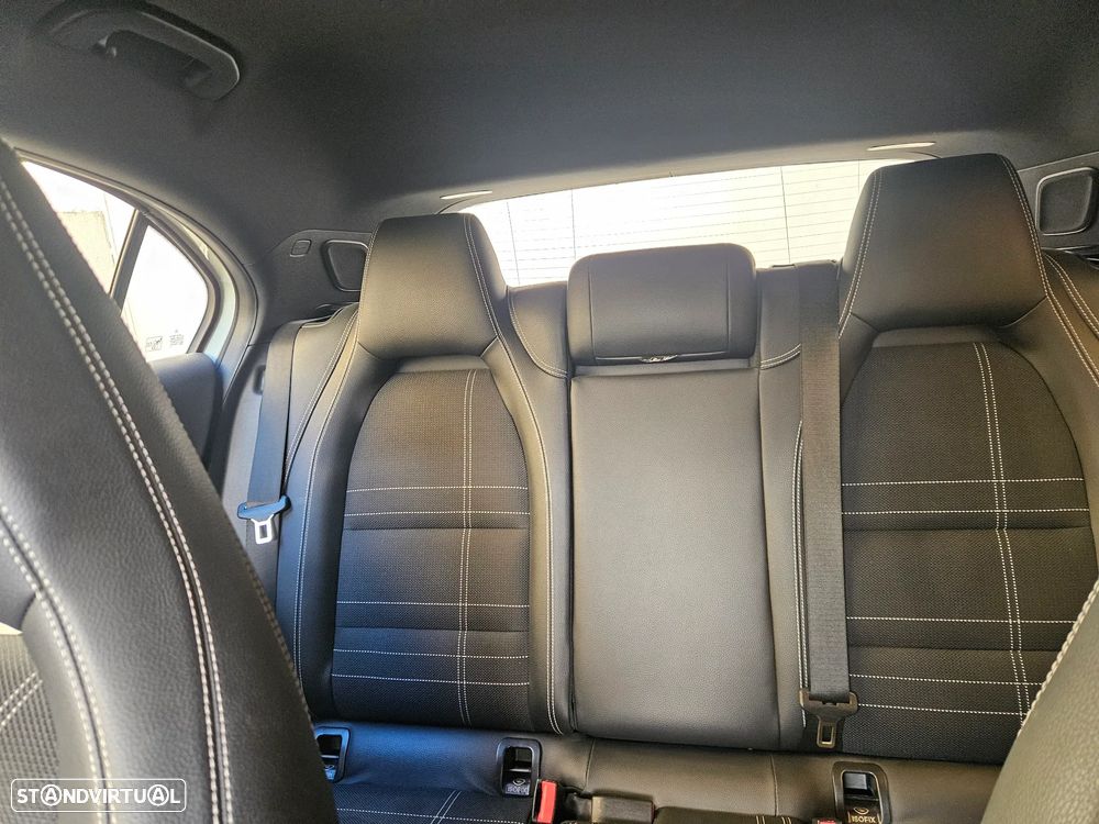 Mercedes-Benz A 180 CDI (BlueEFFICIENCY) Urban - 20