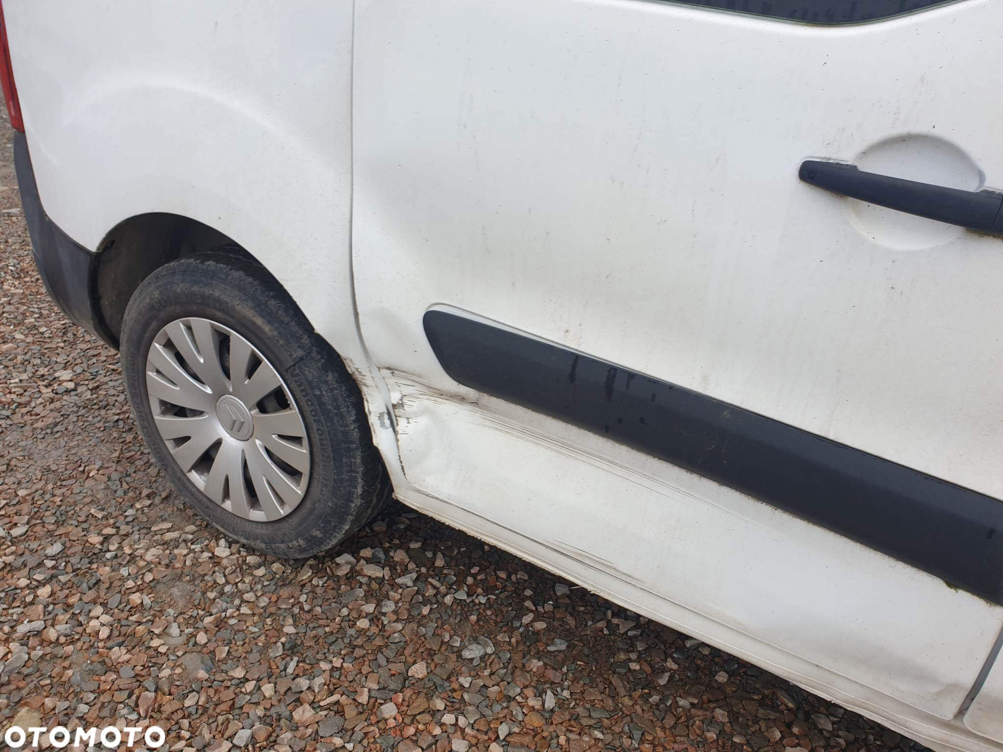 Citroën BERLINGO  1.6 EHDI  2017 ROK - 7