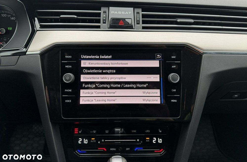 Volkswagen Passat - 23