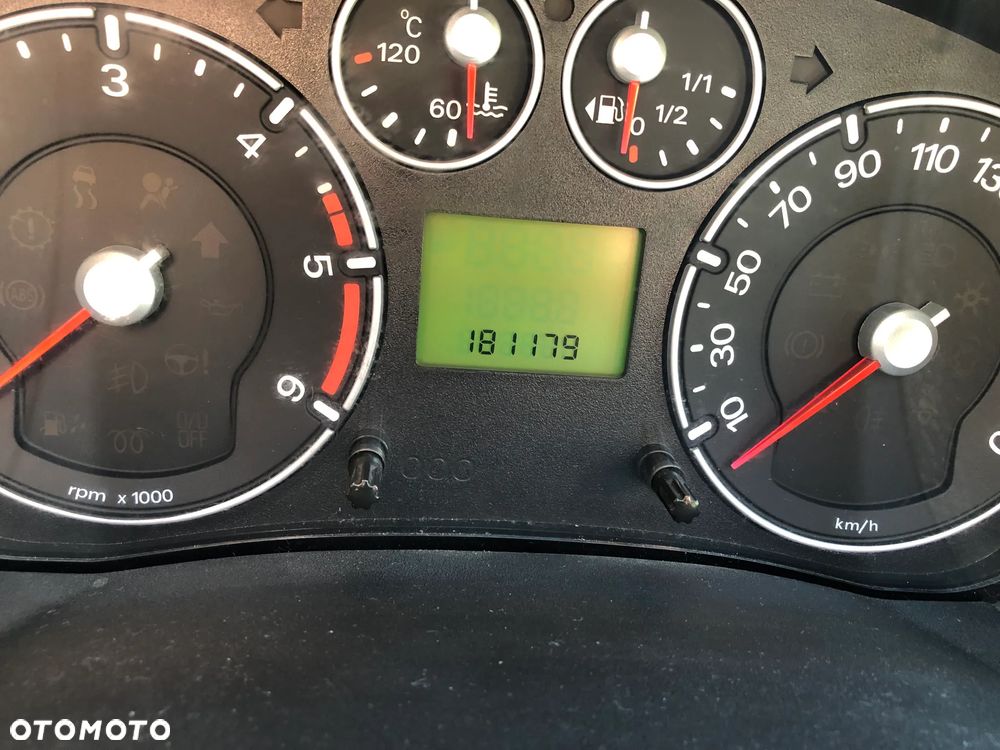 Ford Fiesta 1.4 TDCI - 9