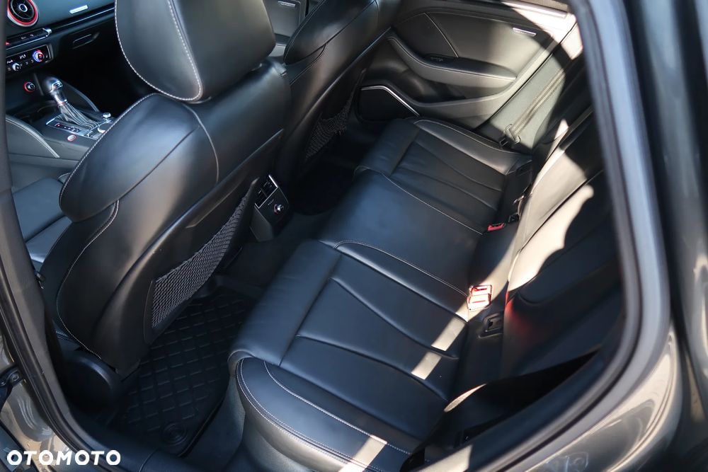 Audi S3 Limousine 2.0 TFSI Quattro S tronic - 23