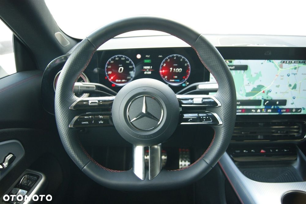 Mercedes-Benz CLA - 11