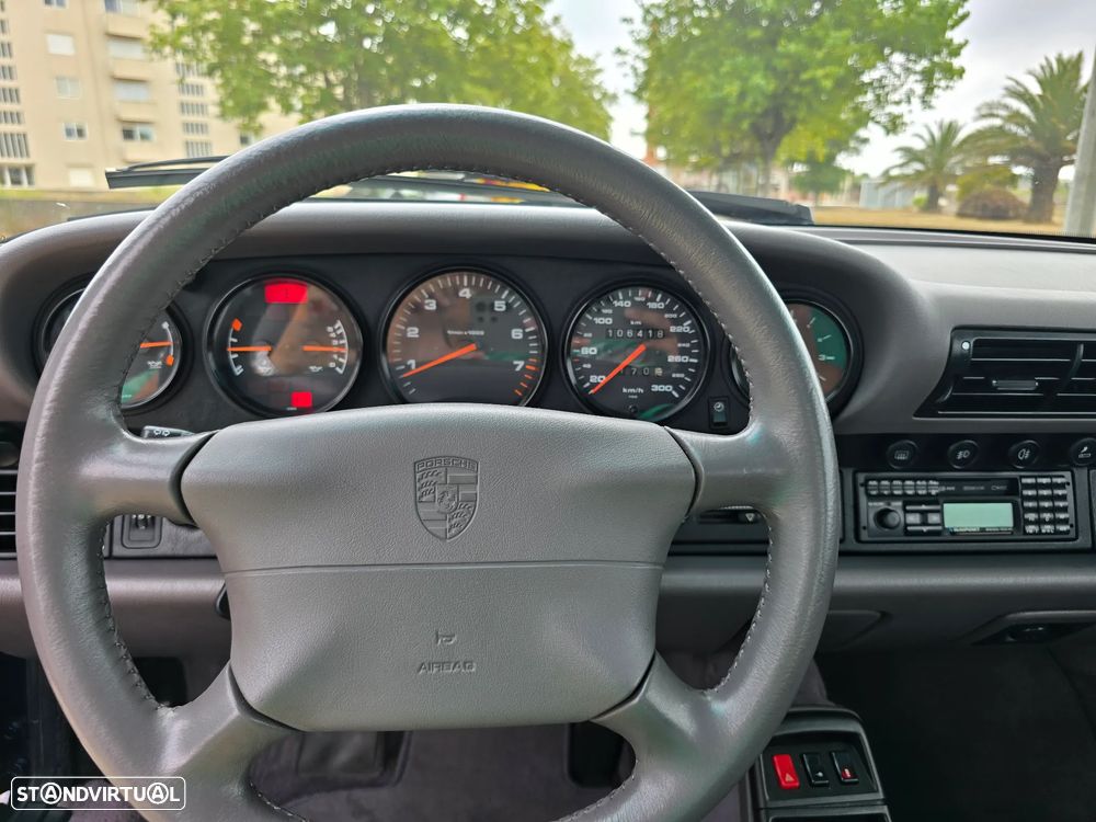 Porsche 911 (993) Coupé 3.6 Carrera 2 - 12