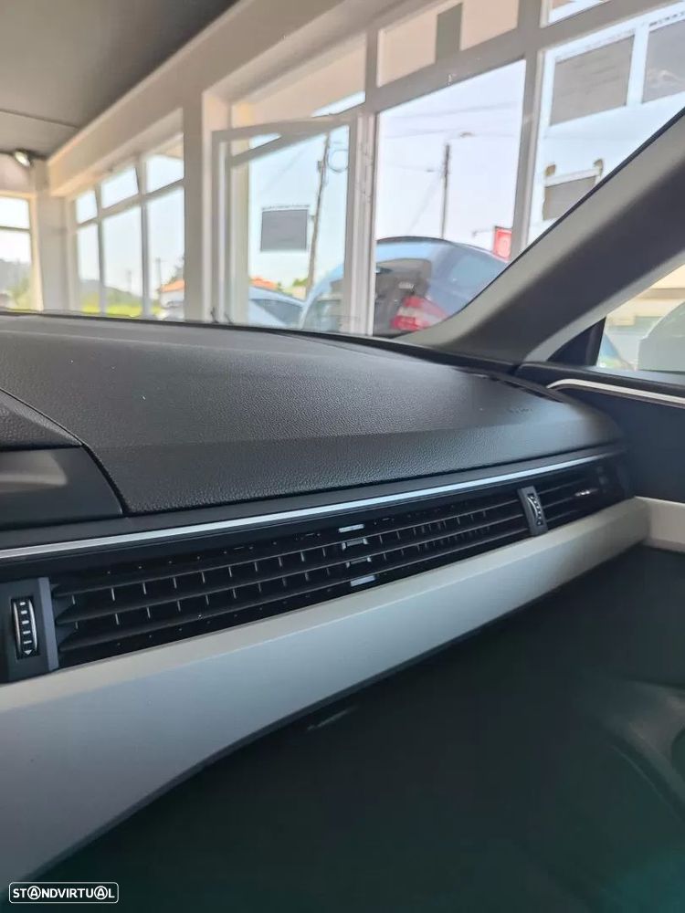 Audi A5 Sportback 30 TDI Advance S tronic - 43