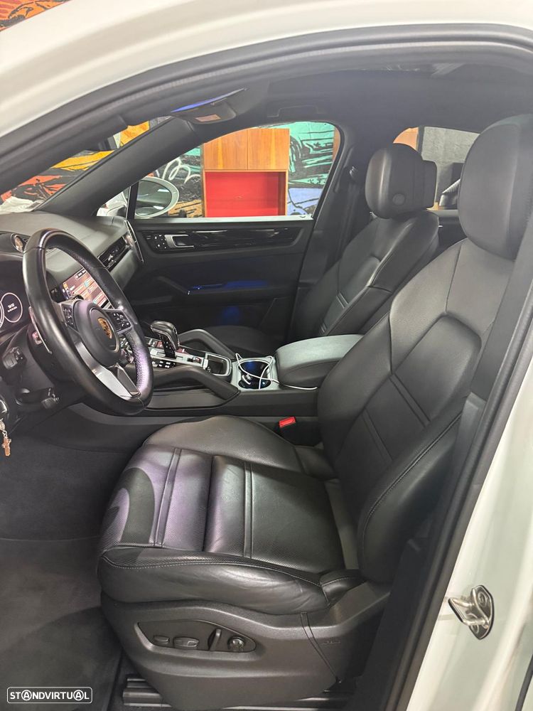 Porsche Cayenne E-Hybrid - 8