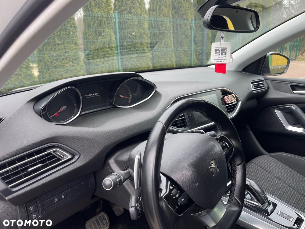 Peugeot 308 1.5 BlueHDi Allure Pack S&S EAT8 - 5