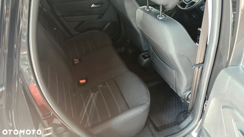 Dacia Duster 1.6 SCe Laureate S&S - 19