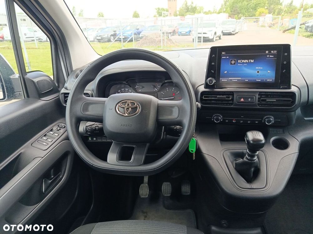 Toyota Proace City Verso 1.5 D-4D Business - 12