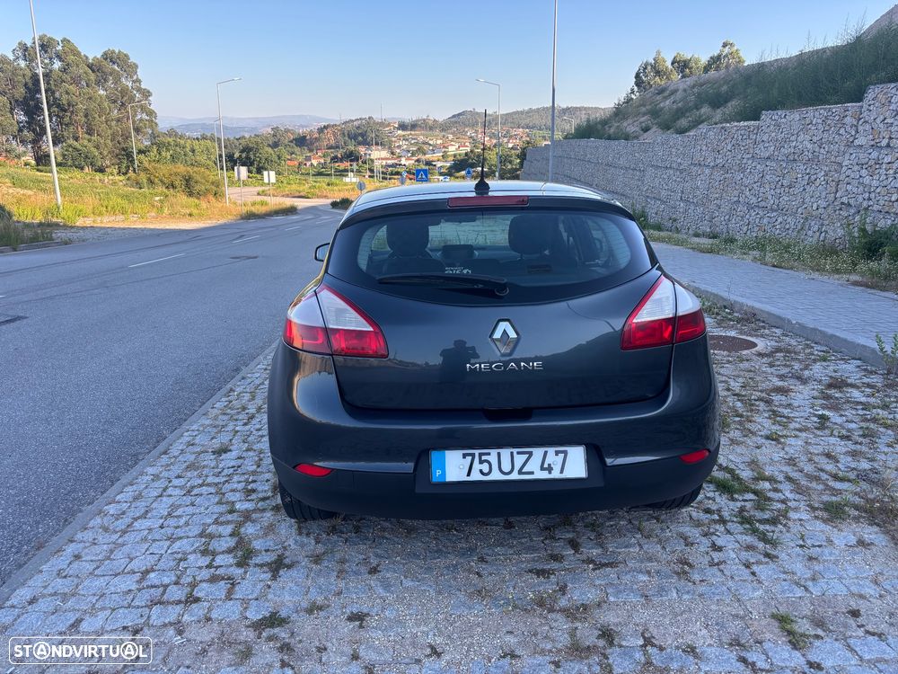 Renault Mégane dCi 110 FAP Paris Business - 3