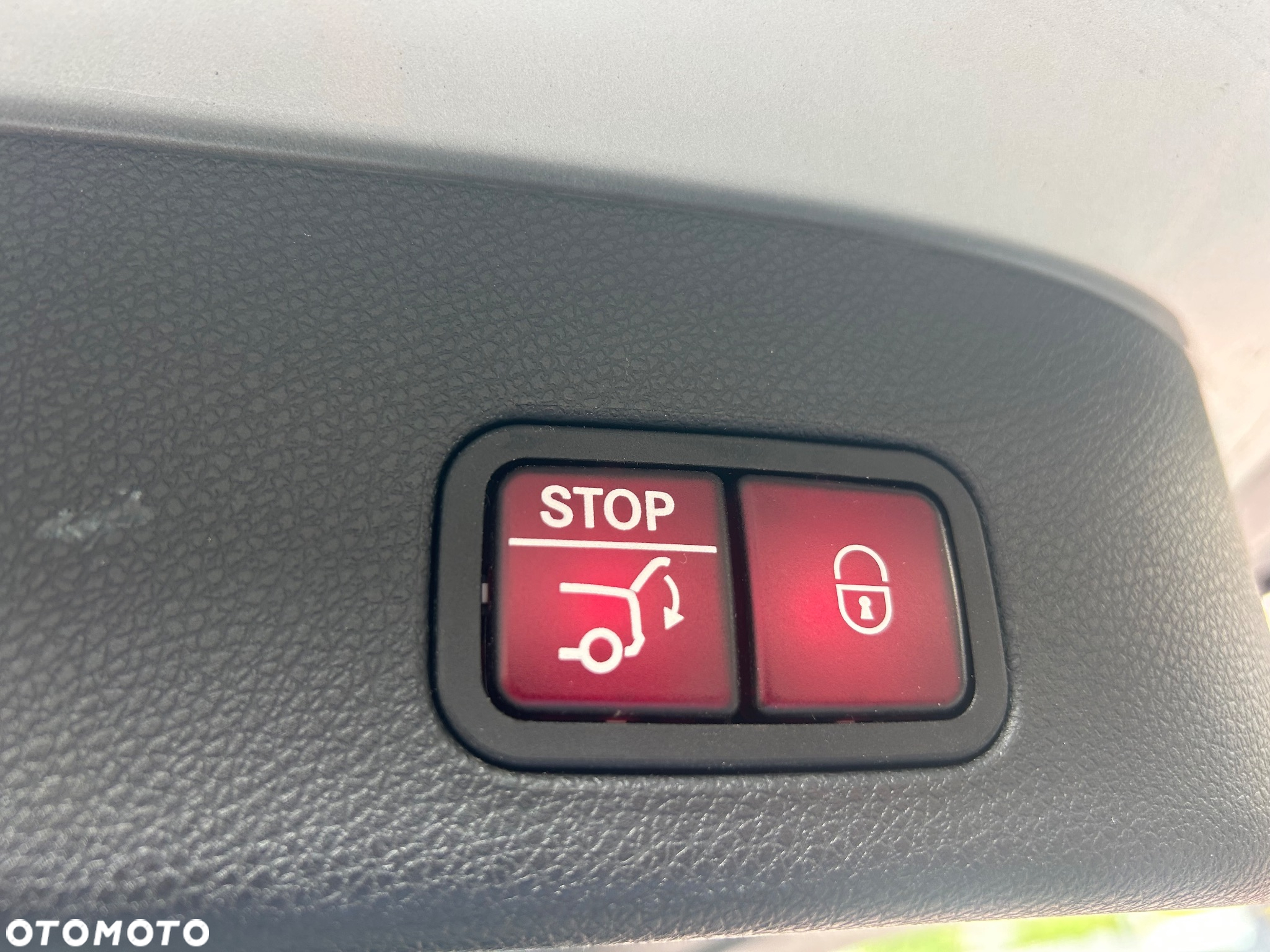 Mercedes-Benz GL 400 4Matic 7G-TRONIC - 18