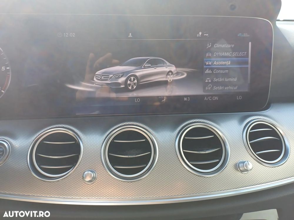 Mercedes-Benz E - 19