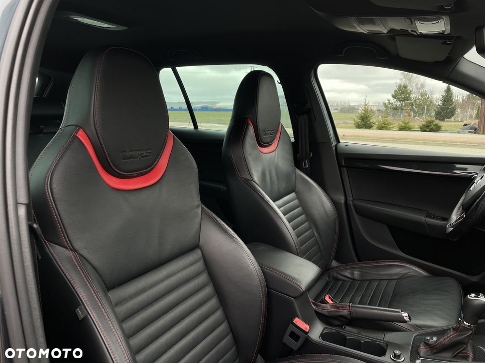 Skoda Octavia 2.0 TDI SCR RS DSG - 11