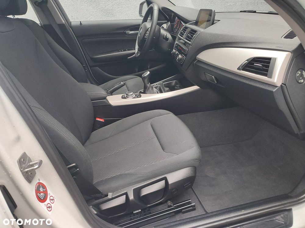 BMW Seria 1 118d xDrive Sport Line - 34