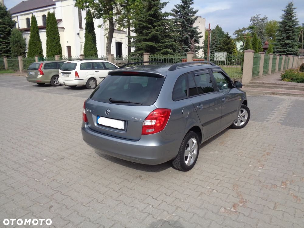 Skoda Fabia 1.2 HTP Ambition Green tec - 4