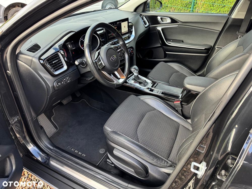 Kia XCeed 1.6 CRDi mHEV Prestige Line DCT - 10