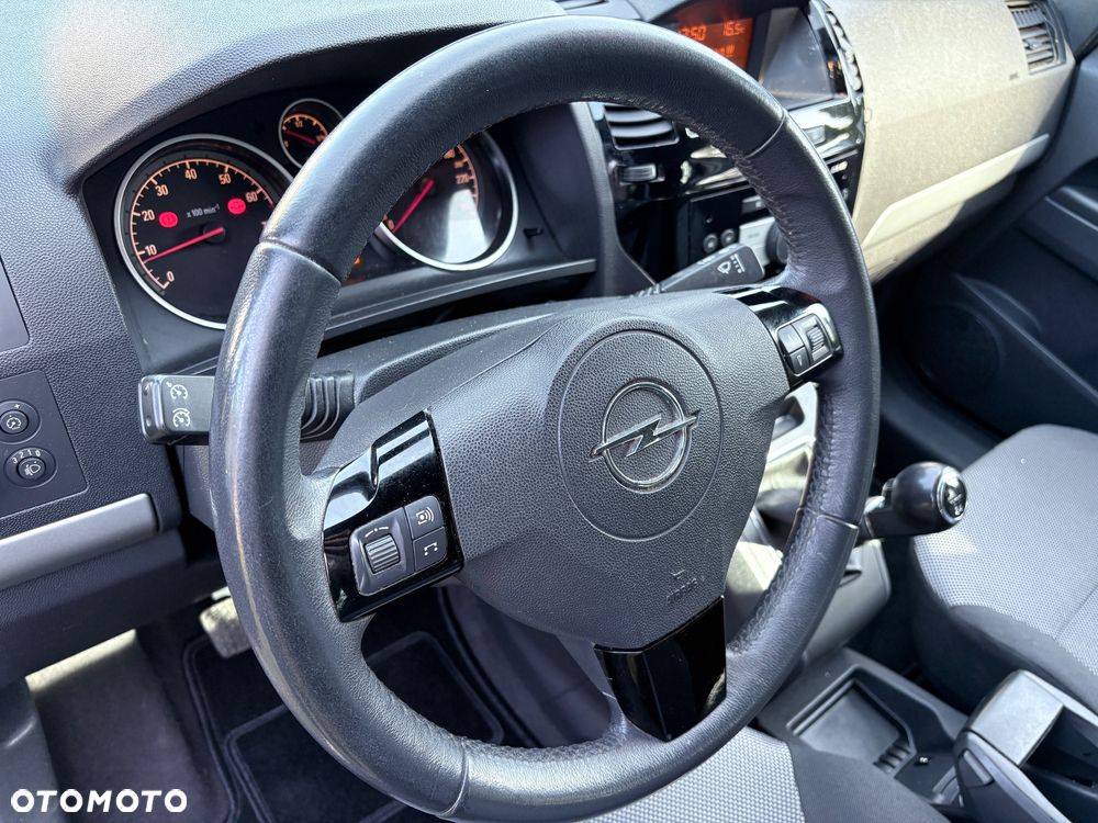 Opel Zafira 1.8 Edition 111 Jahre - 15