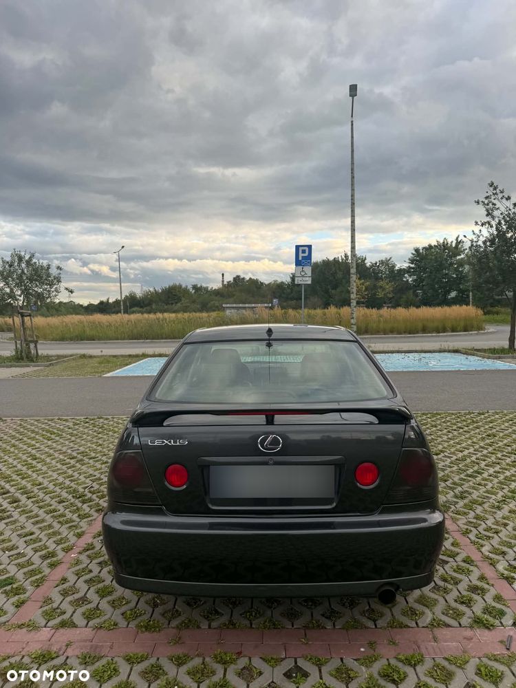 Lexus IS 200 Prestige - 1