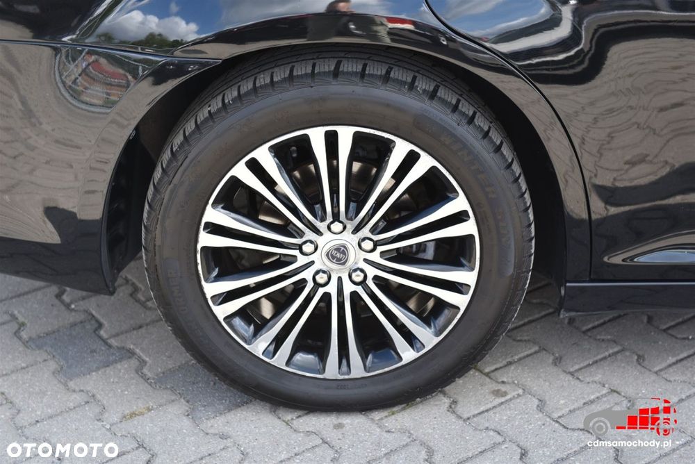Lancia Thema 3.6 Executive AWD - 12