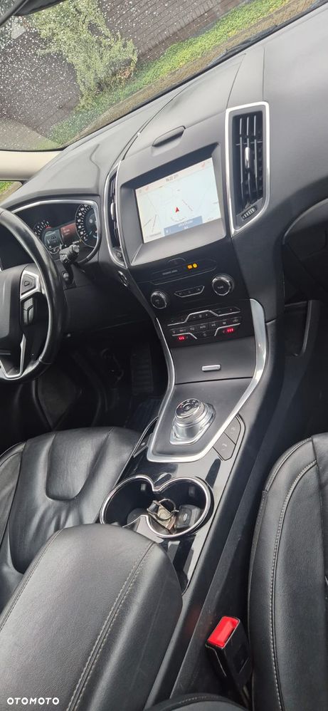 Ford S-Max 2.0 EcoBlue Titanium - 17