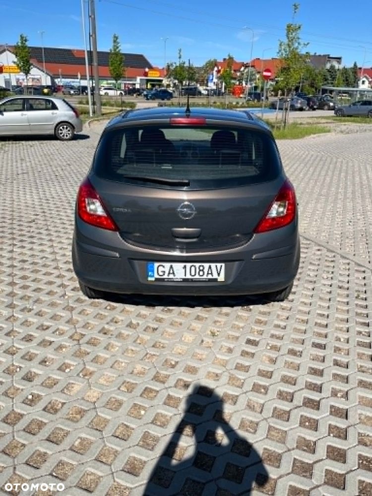 Opel Corsa 1.2 16V Enjoy - 12