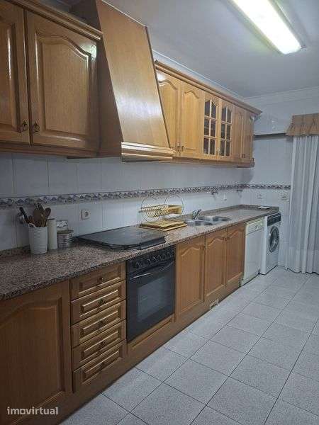 Apartamento T3 Mobilado para Alugar - Grande imagem: 3/8