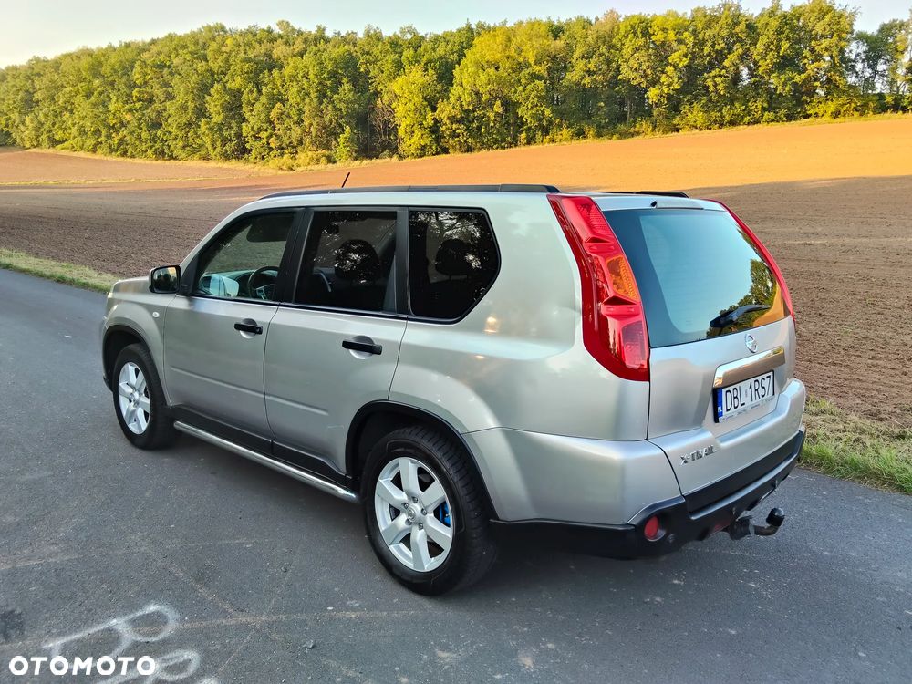 Nissan X-Trail 2.0 dCi 4x4 DPF SE - 2