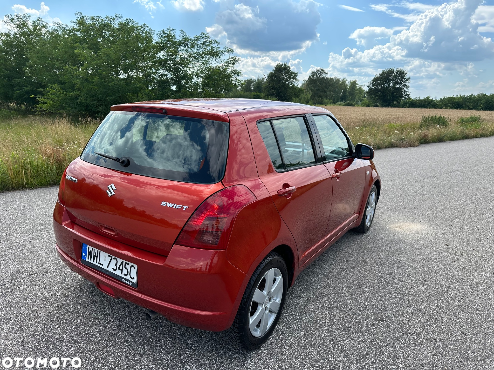 Suzuki Swift - 4