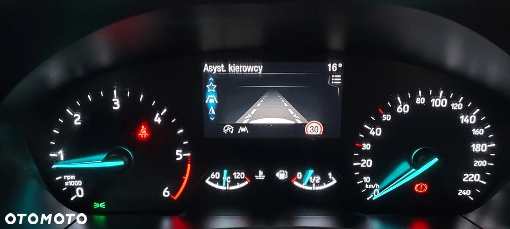 Ford Focus 1.5 TDCi Titanium - 40