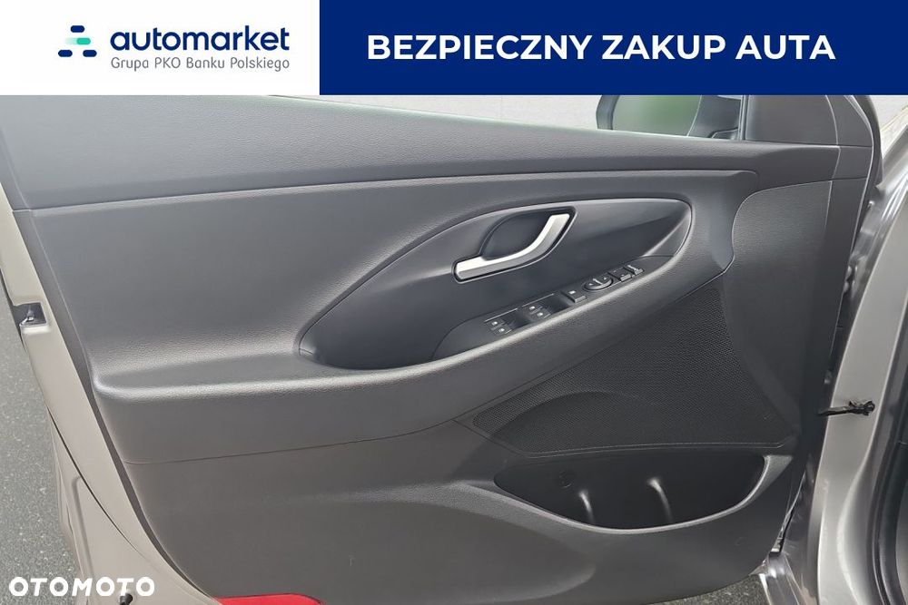 Hyundai i30 1.5 DPI Smart - 10