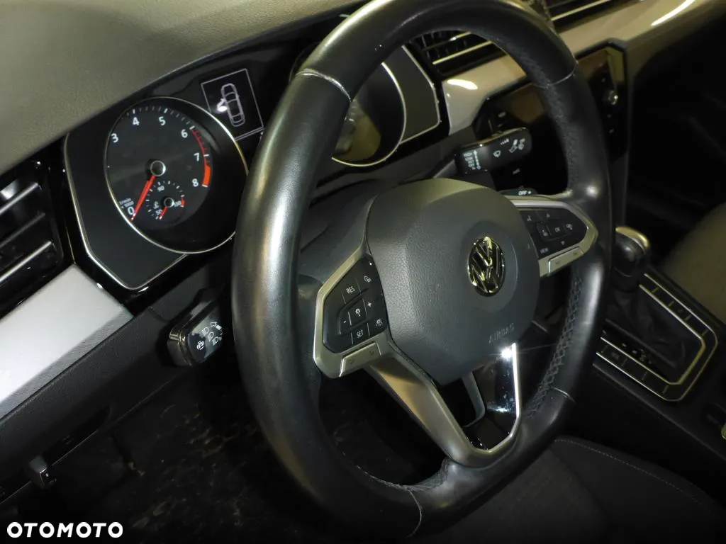 Volkswagen Passat 1.5 TSI EVO Business DSG - 10