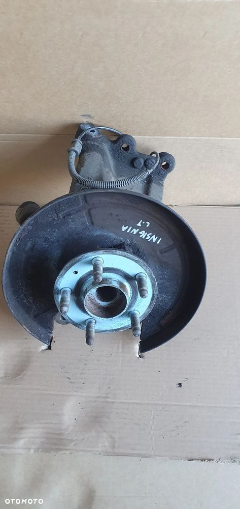 Zwrotnica piasta lewy tył tylna lewa Opel Insignia A - 2