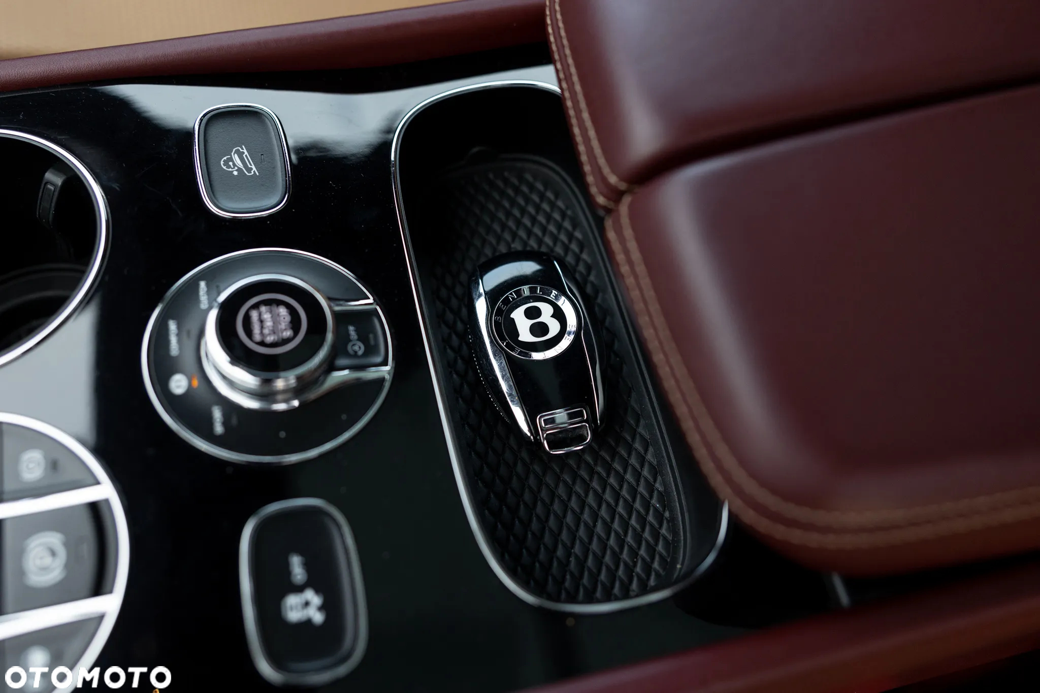 Bentley Bentayga V8 - 7