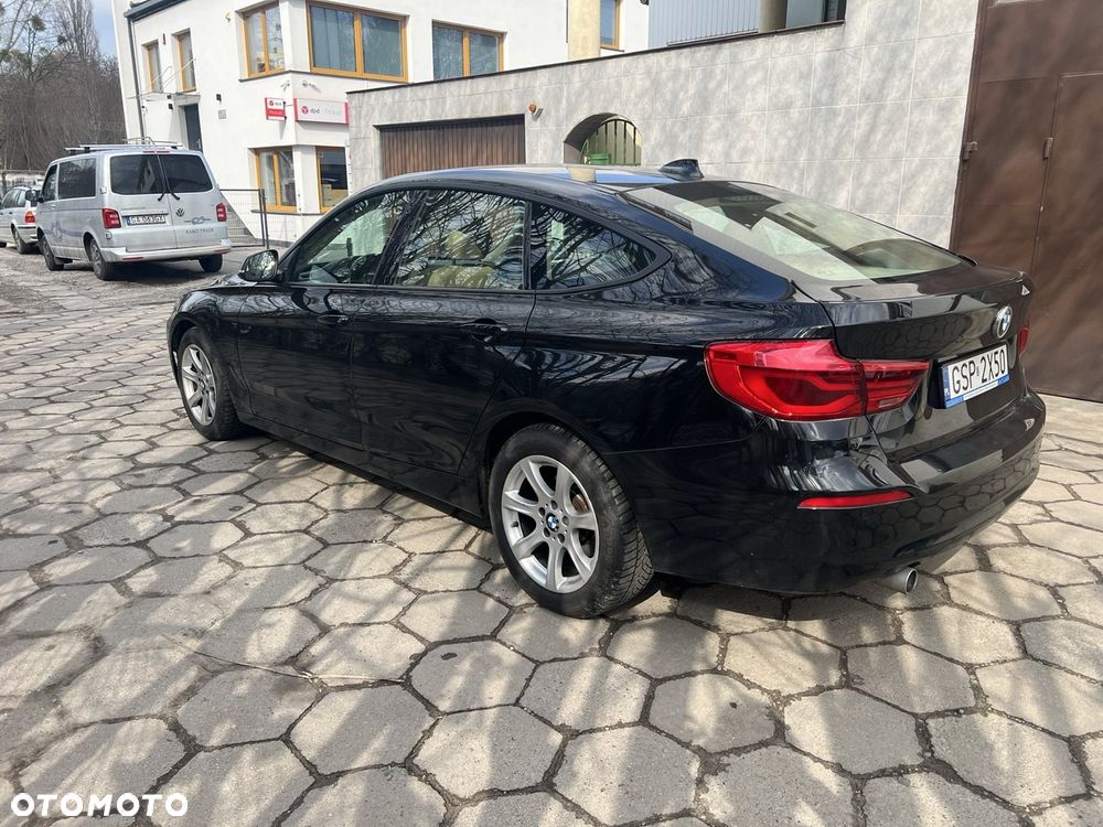 BMW 3GT 318d Luxury Line - 8