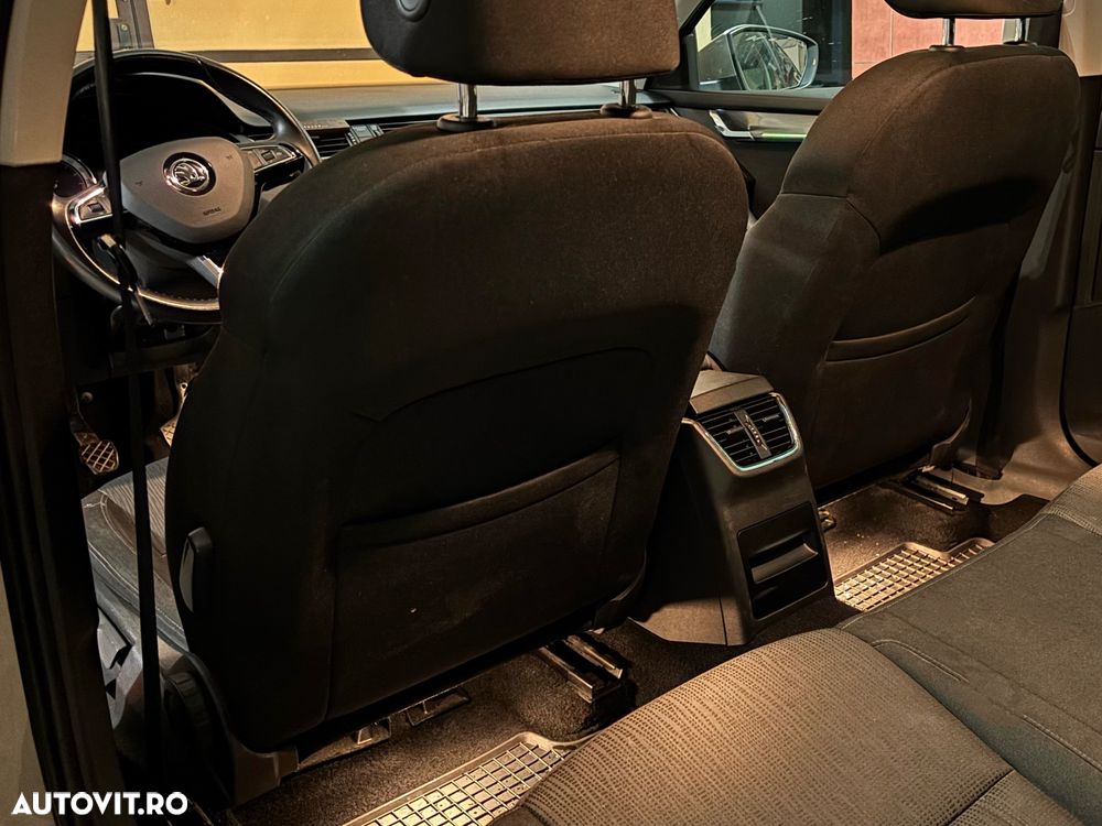 Skoda Octavia 2.0 TDI Style - 7