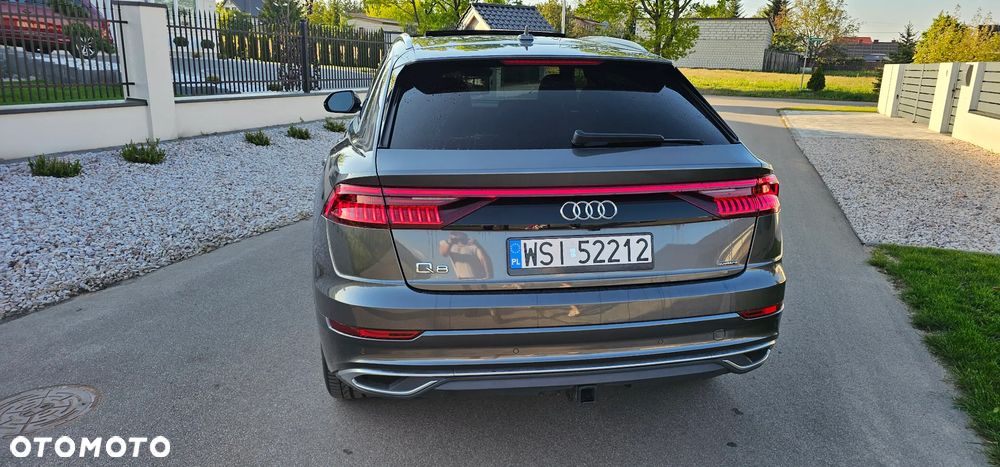 Audi Q8 55 TFSI quattro tiptronic - 7