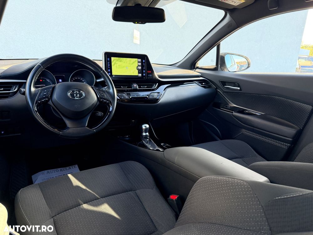Toyota C-HR 1.8 HEV 140 CP 4x2 CVT Dynamic - 16