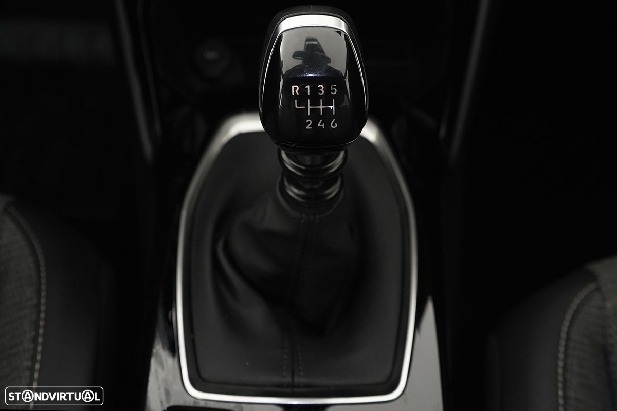 Peugeot 2008 1.2 PureTech Allure - 14