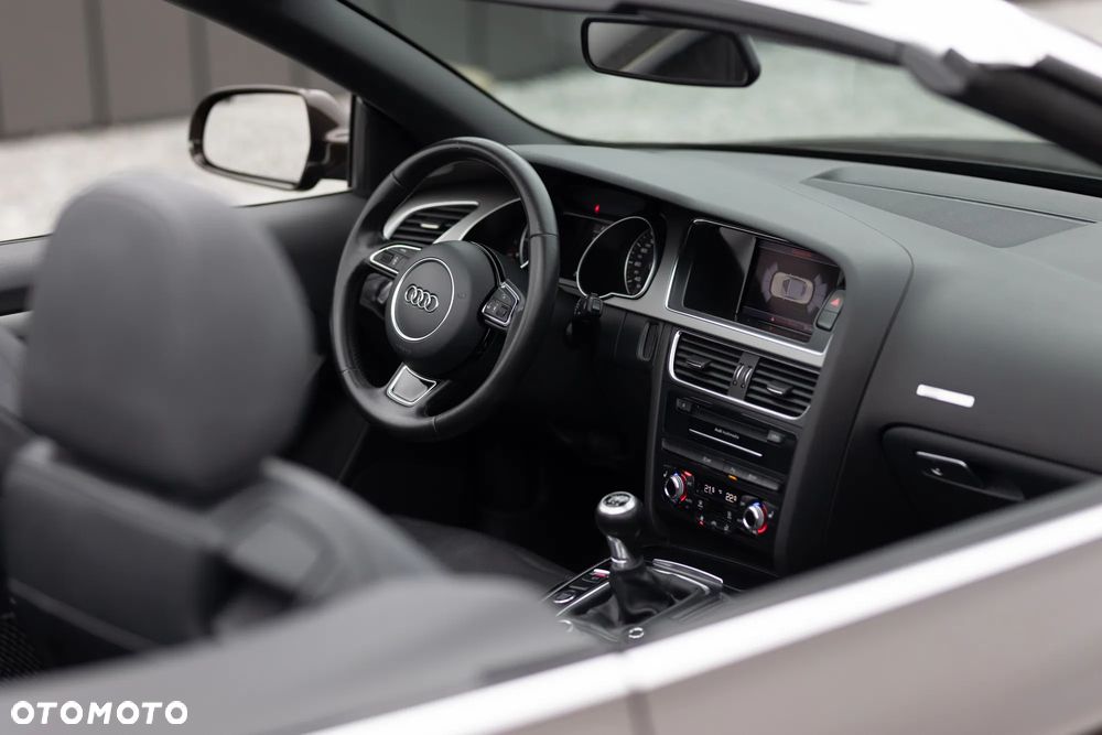 Audi A5 Cabrio 2.0 TDI DPF (clean diesel) - 21