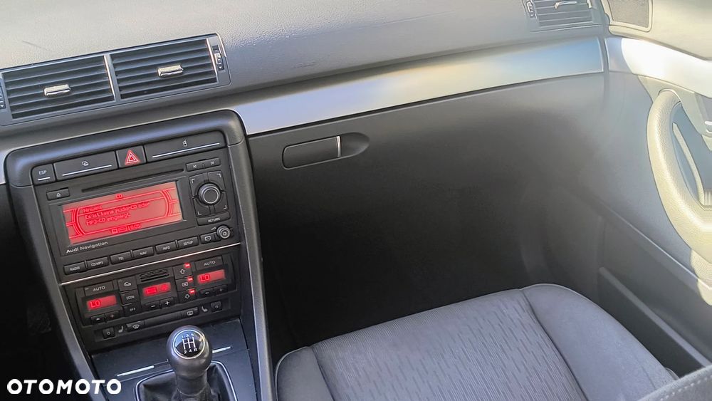 Audi A4 Avant 1.8T - 4