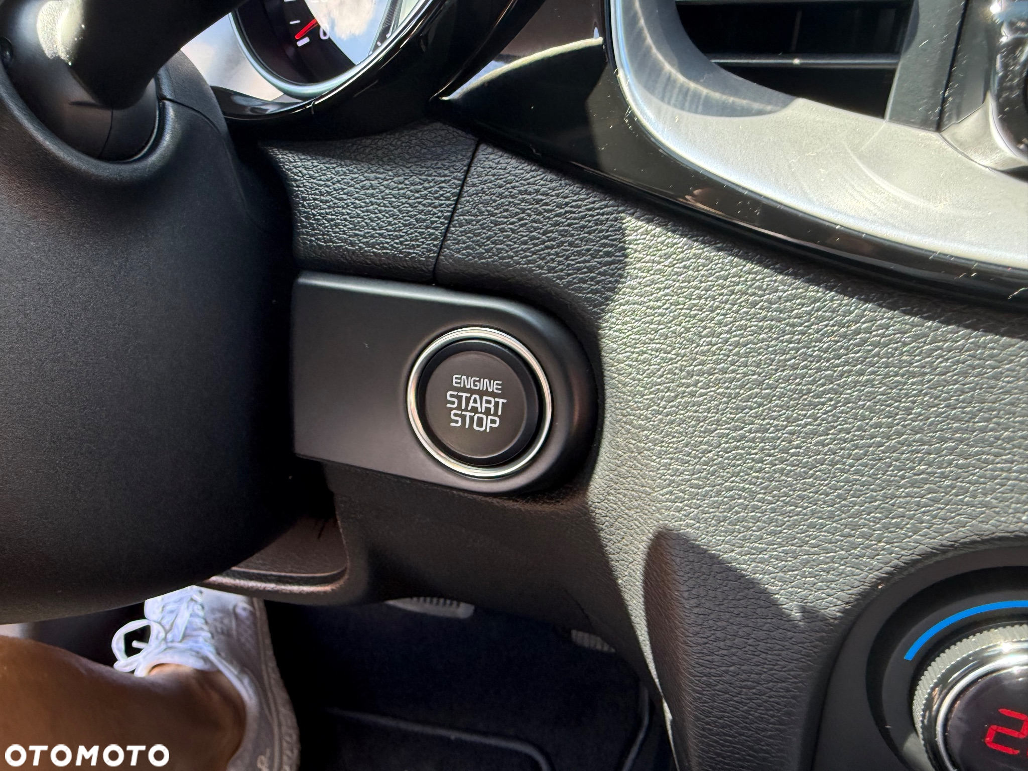Kia Ceed SW 1.4 T-GDI DCT OPF Platinum Edition - 24